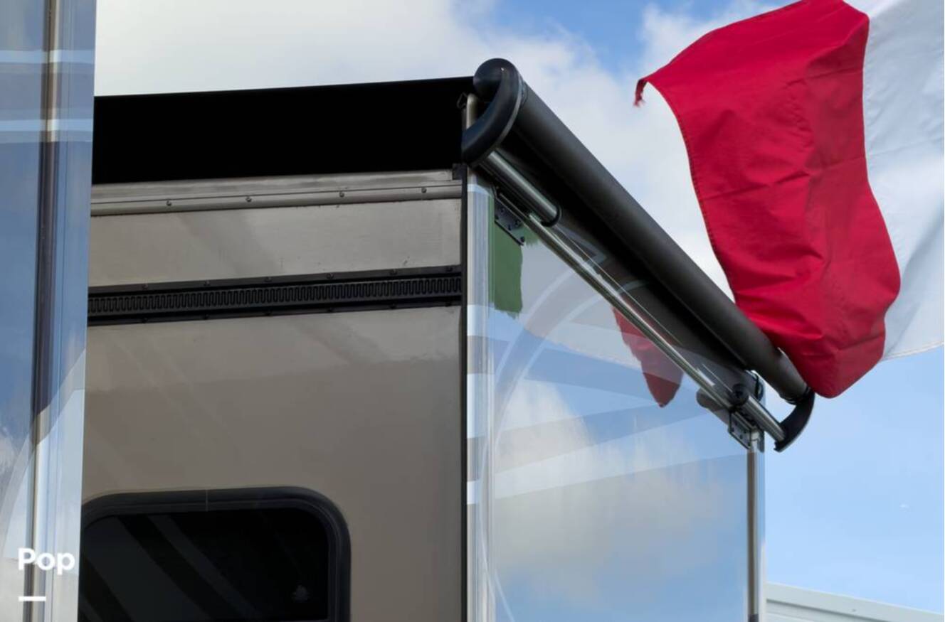 A photo of this 2020 Thor Motor Coach Challenger 37FH