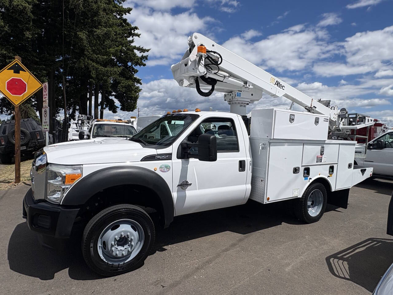 2016 FORD F550 in Tualatin, OR