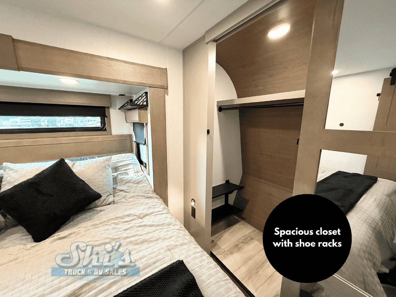 A photo of this 2026 Kz Rv Durango Gold G393MKF
