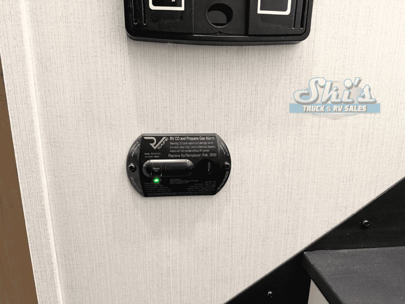 A photo of this 2026 Kz Rv Durango Gold G393MKF