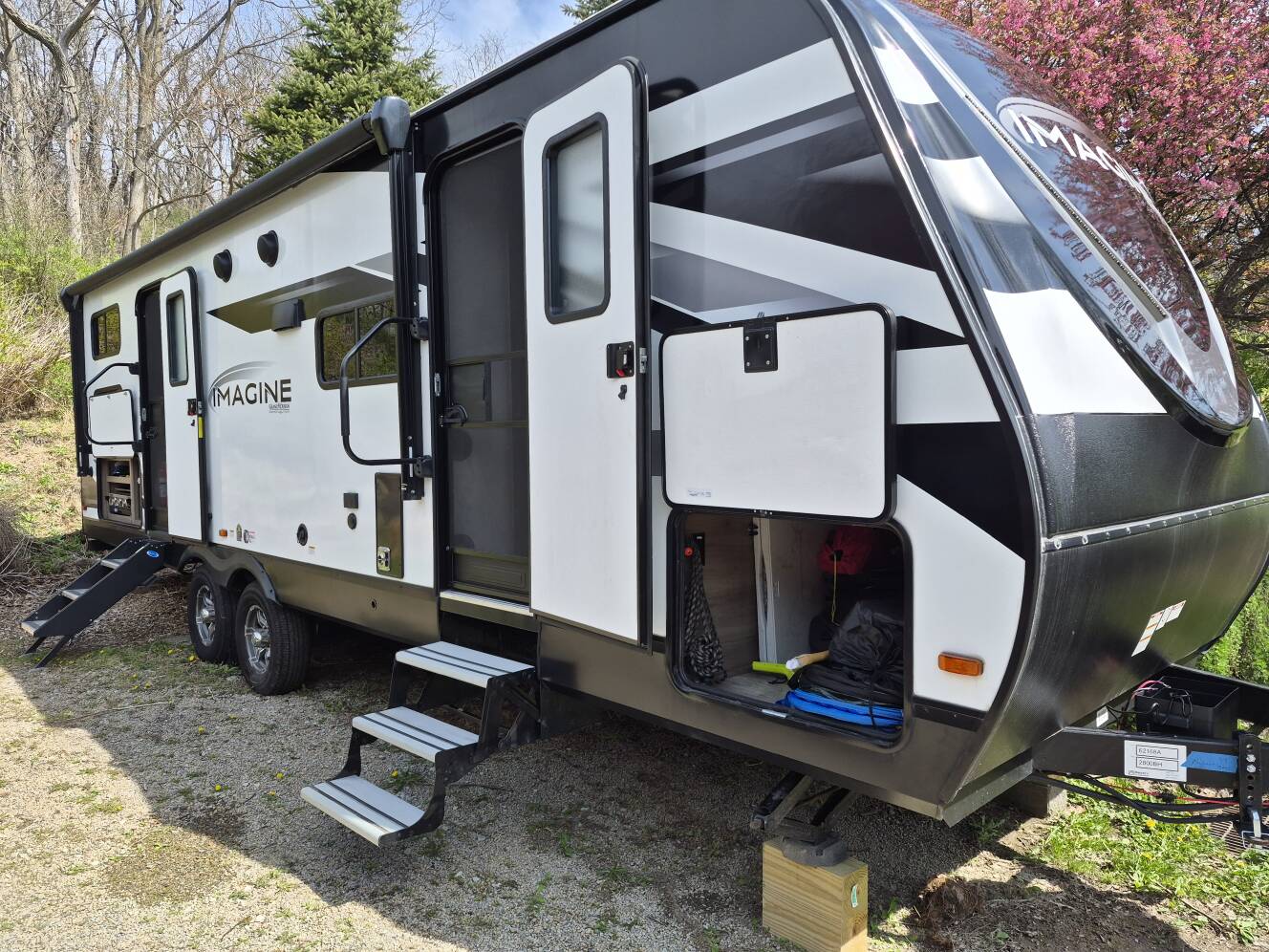 A photo of this 2023 Grand Design IMAGINE 2800BH