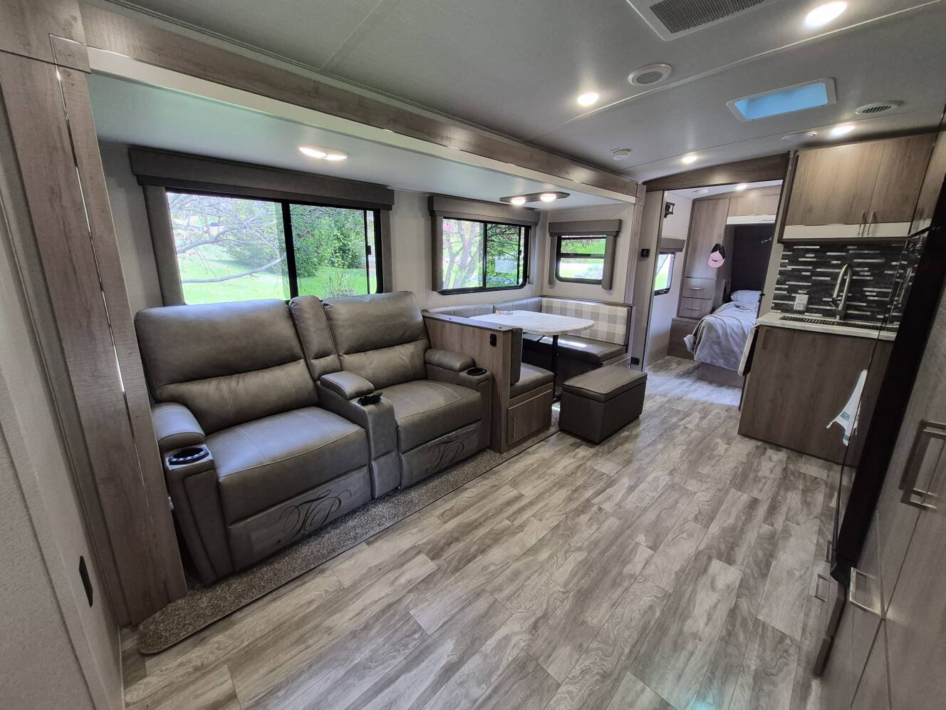 A photo of this 2023 Grand Design IMAGINE 2800BH