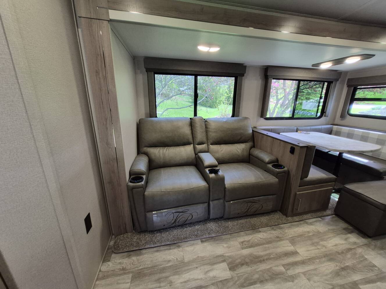 A photo of this 2023 Grand Design IMAGINE 2800BH