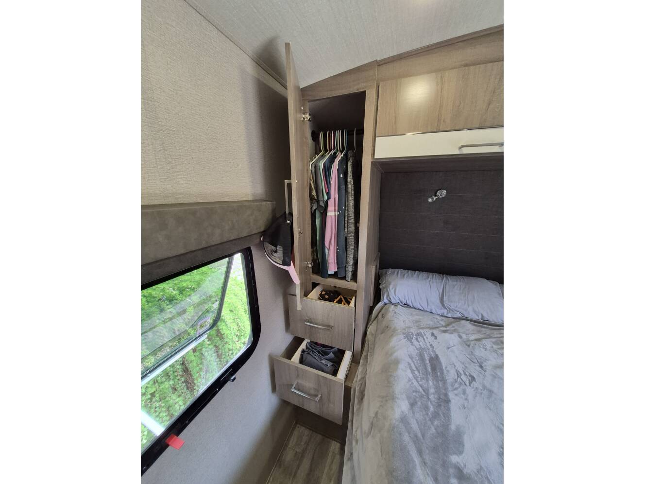 A photo of this 2023 Grand Design IMAGINE 2800BH