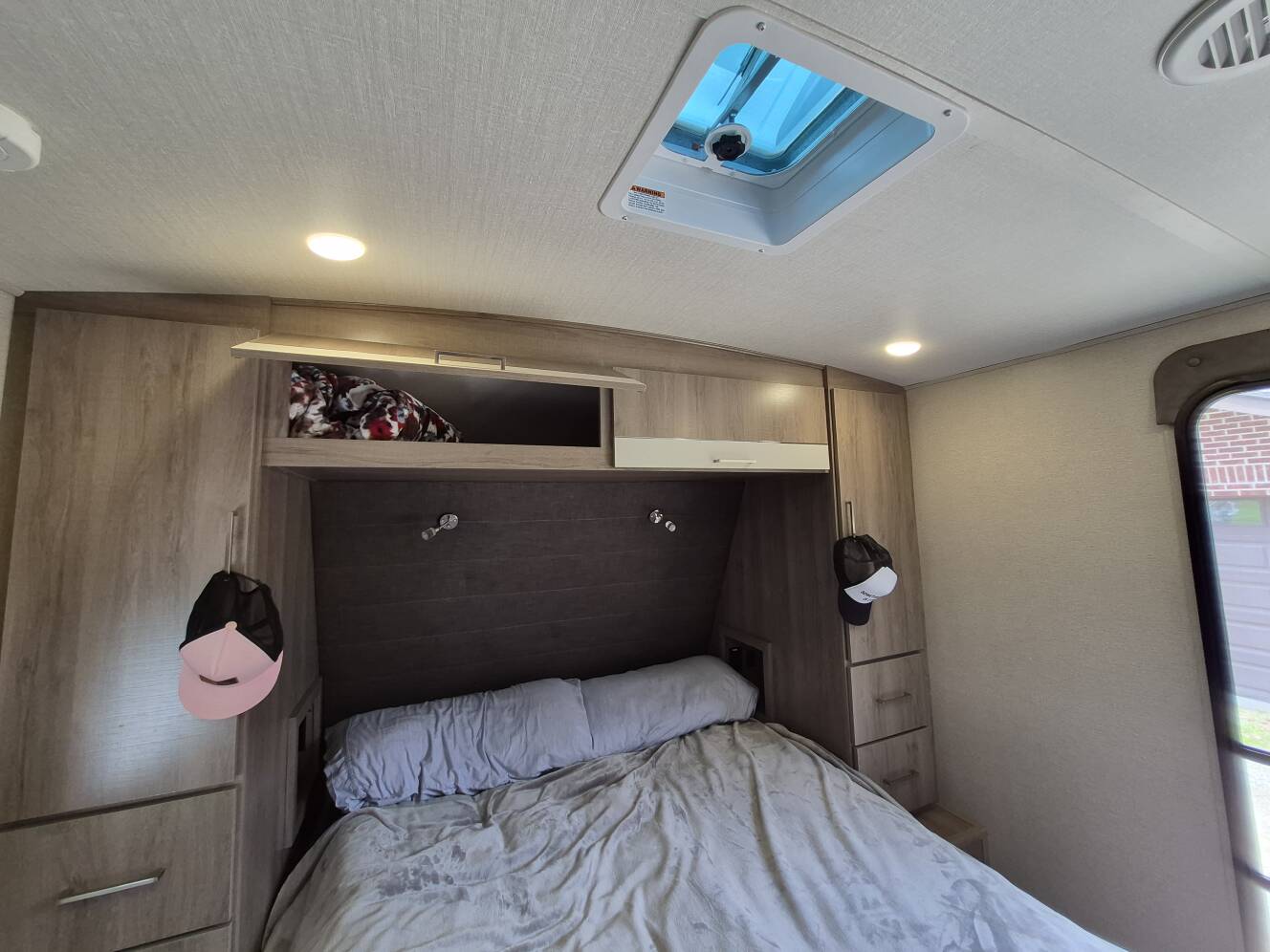 A photo of this 2023 Grand Design IMAGINE 2800BH