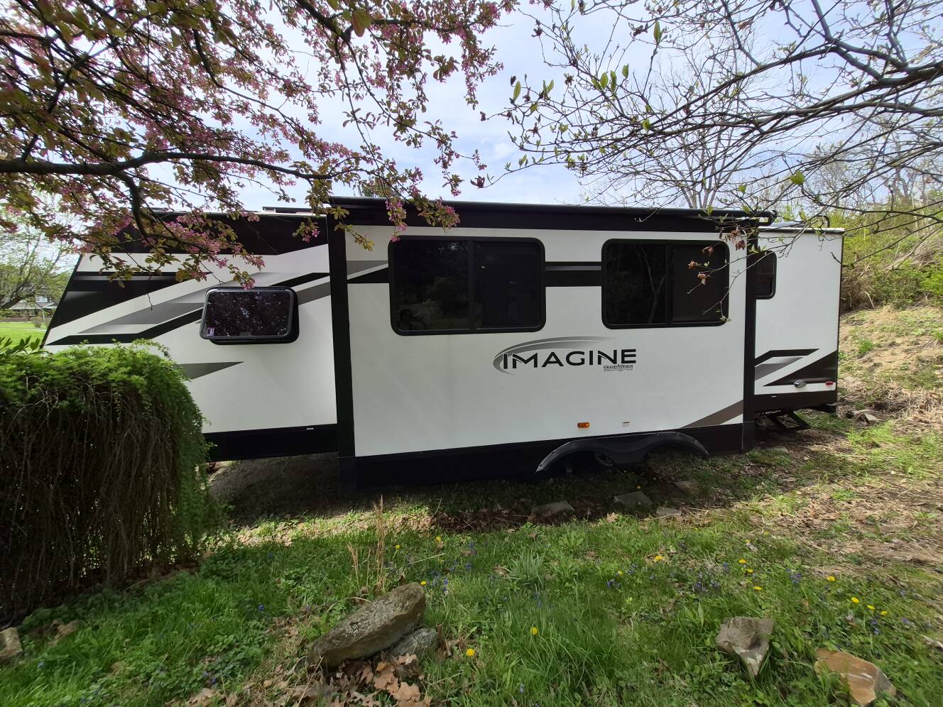 A photo of this 2023 Grand Design IMAGINE 2800BH