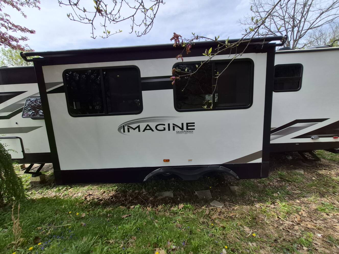 A photo of this 2023 Grand Design IMAGINE 2800BH