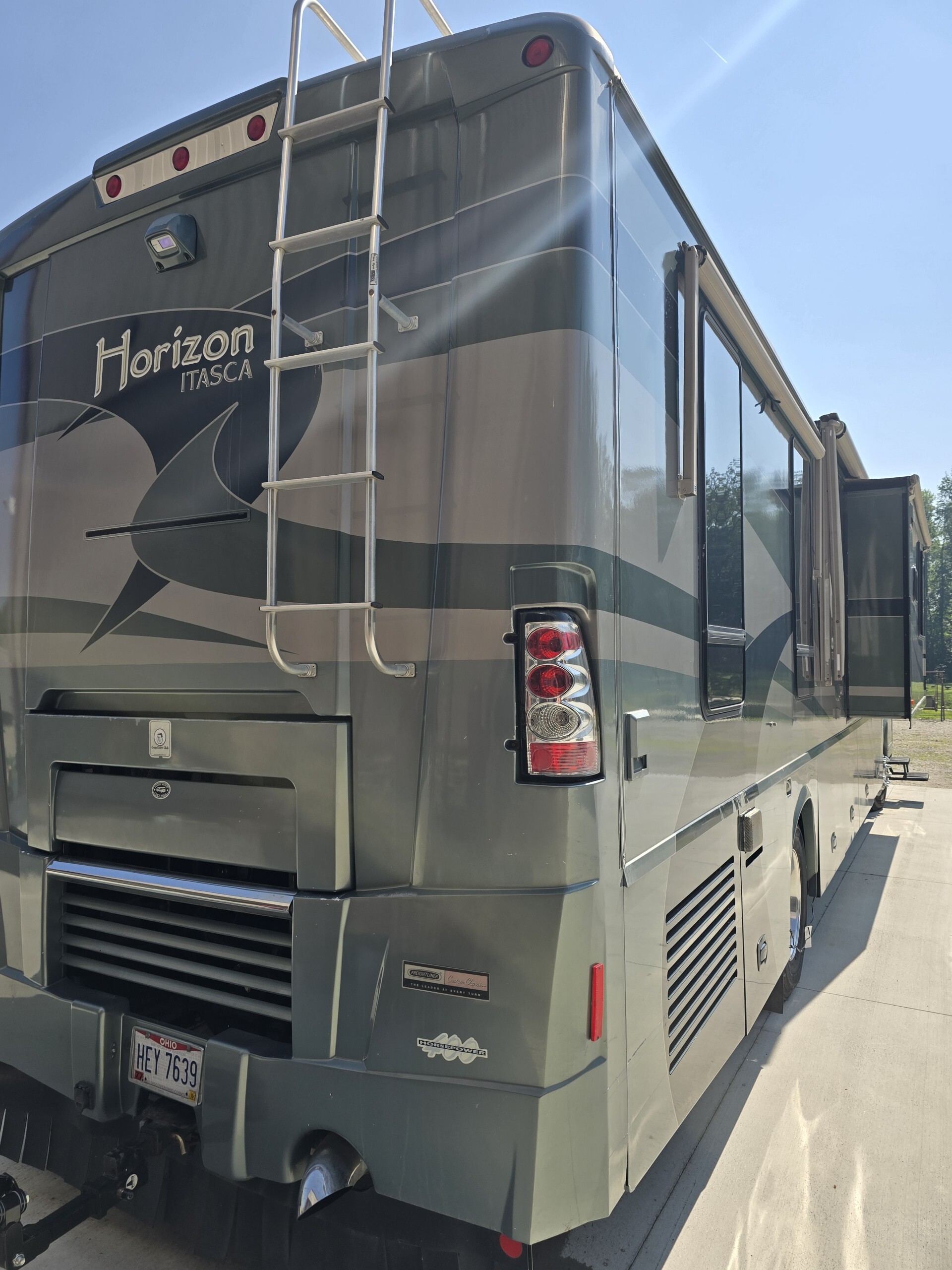 2004 Winnebago HORIZON 40KD in tallmadge OH