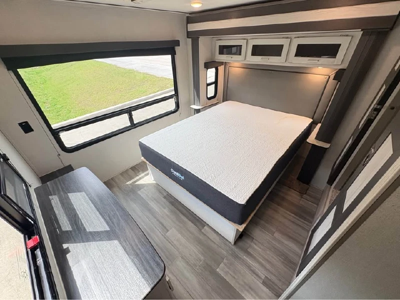2022 Keystone Sprinter Limited (Travel Trailer) 333FKS