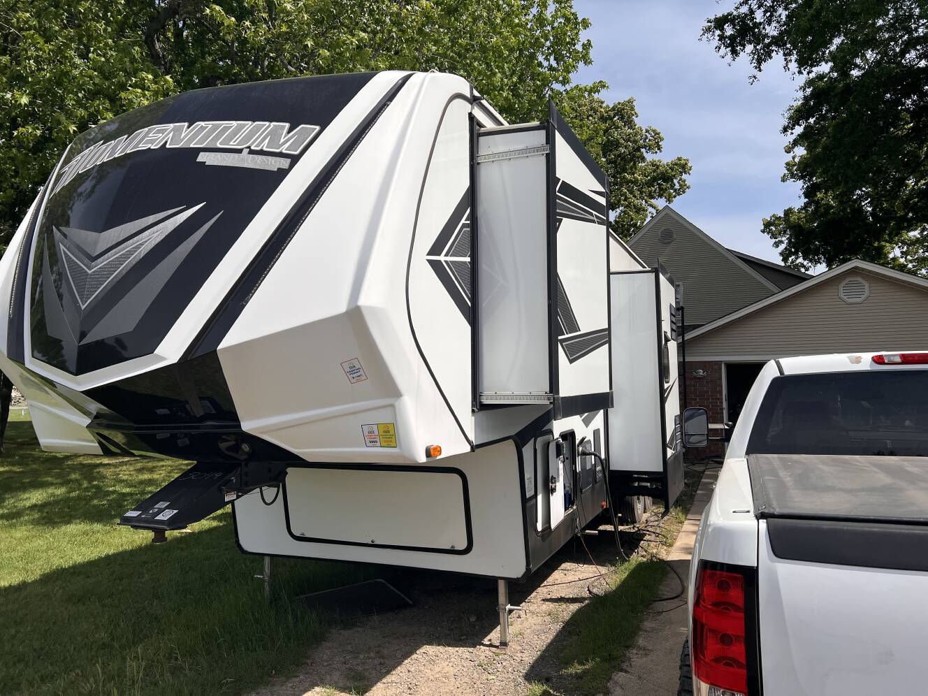A photo of this 2020 Grand Design MOMENTUM G-CLASS 350G