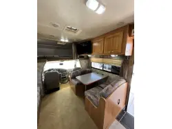 2006 COACHMEN FREELANDER 3100SO
