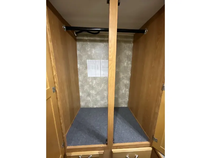 2006 COACHMEN FREELANDER 3100SO