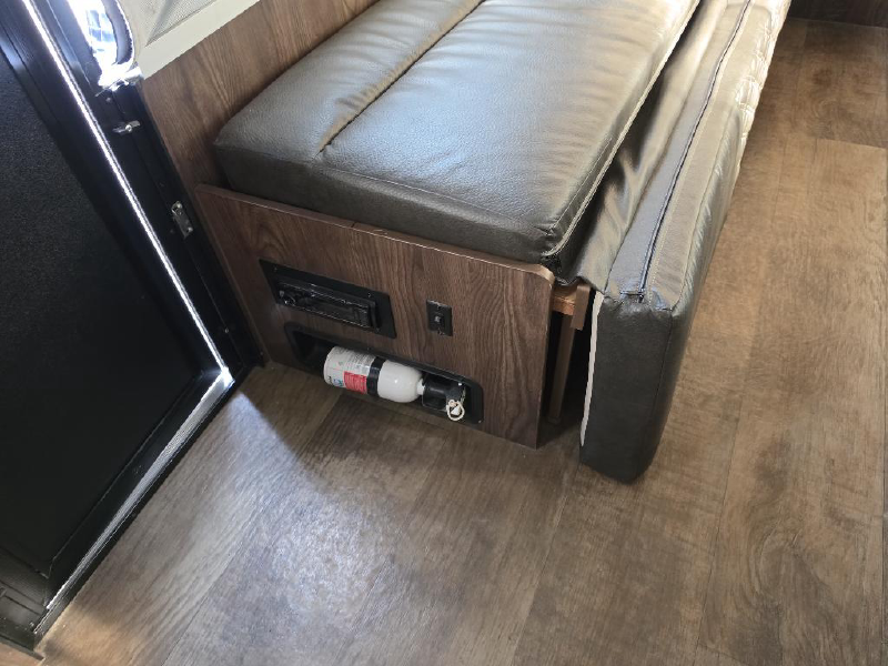 2017 FOREST RIVER 2280BHESP