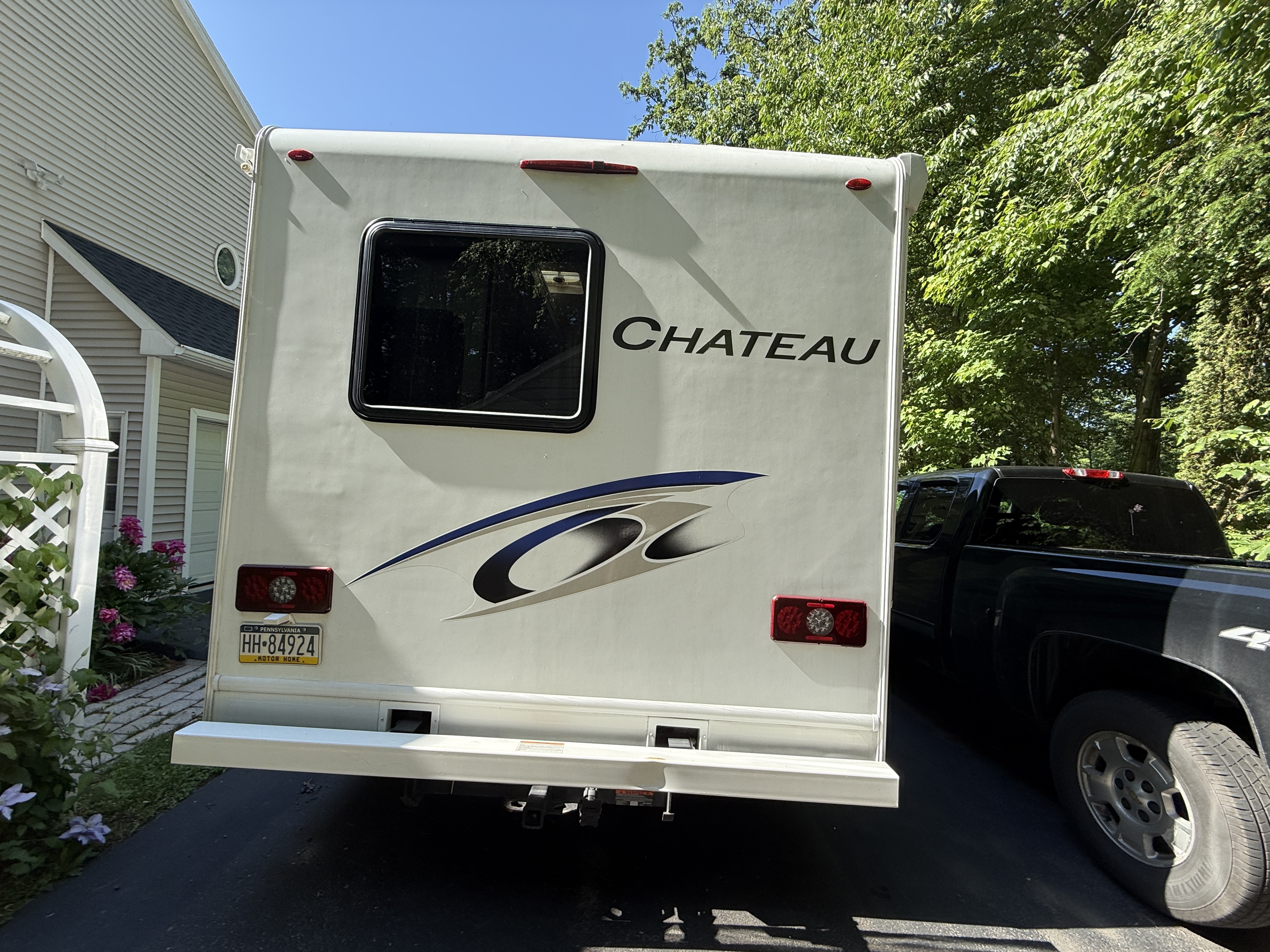 2022 Thor Motor Coach CHATEAU 22B in narvon PA