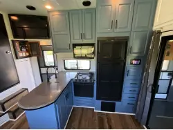 2012 KEYSTONE FUZION 310