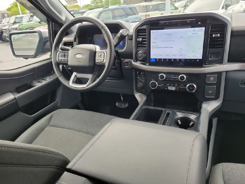 2024 FORD F150