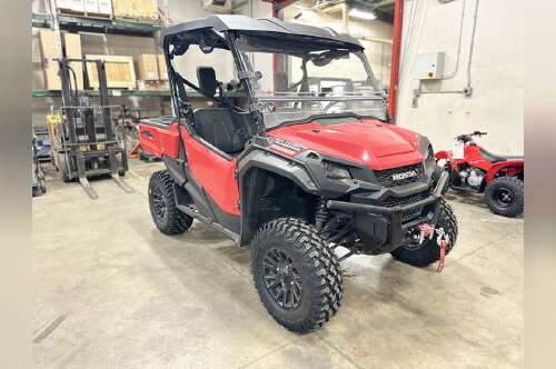 2021 Honda PIONEER 1000 DELUXE in mandan ND