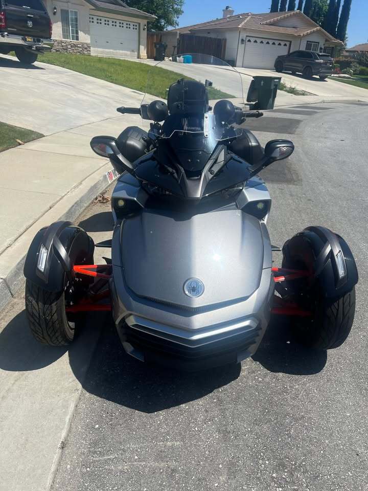 2015 Can-Am SPYDER F3 LIMITED LIMITED in Palm Desert, CA