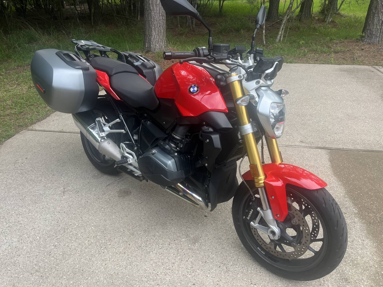 A photo of this 2017 BMW R 1200 R