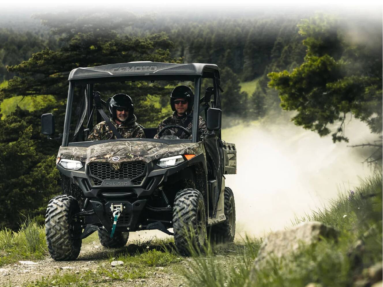 A photo of this 2026 CFMOTO UForce 600