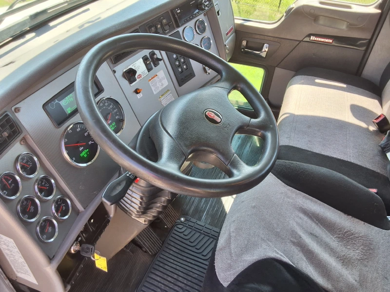 2017 KENWORTH CONSTRUCTION