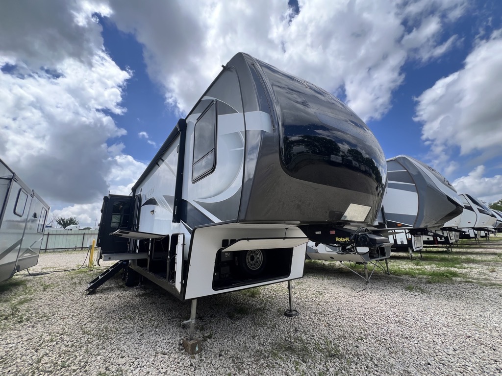 2021 Dutchmen Yukon 400RL in kennedale TX