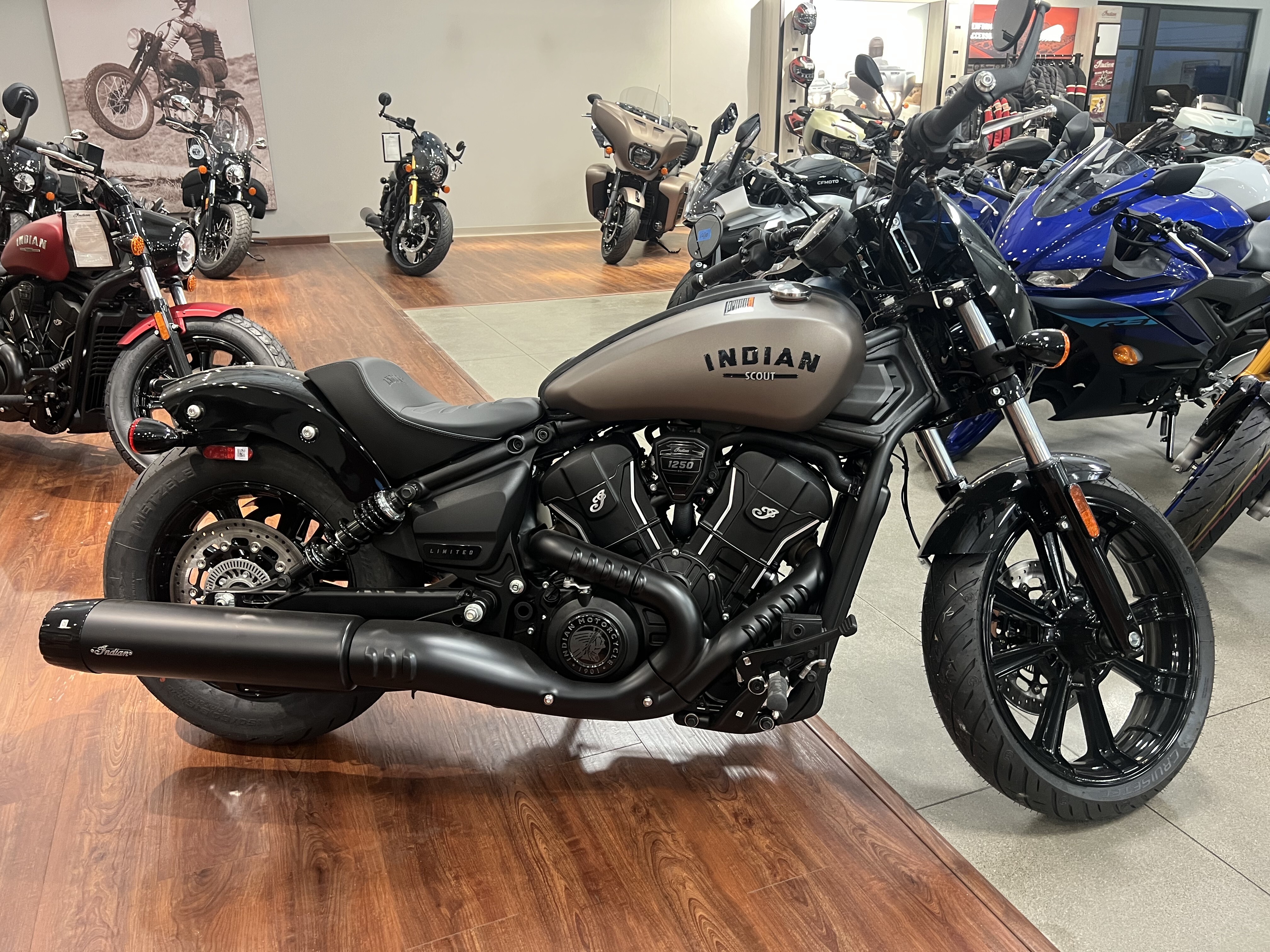 2025 Indian Motorcycle Sport Scout® Limited LIMITED in Bettendorf, IA