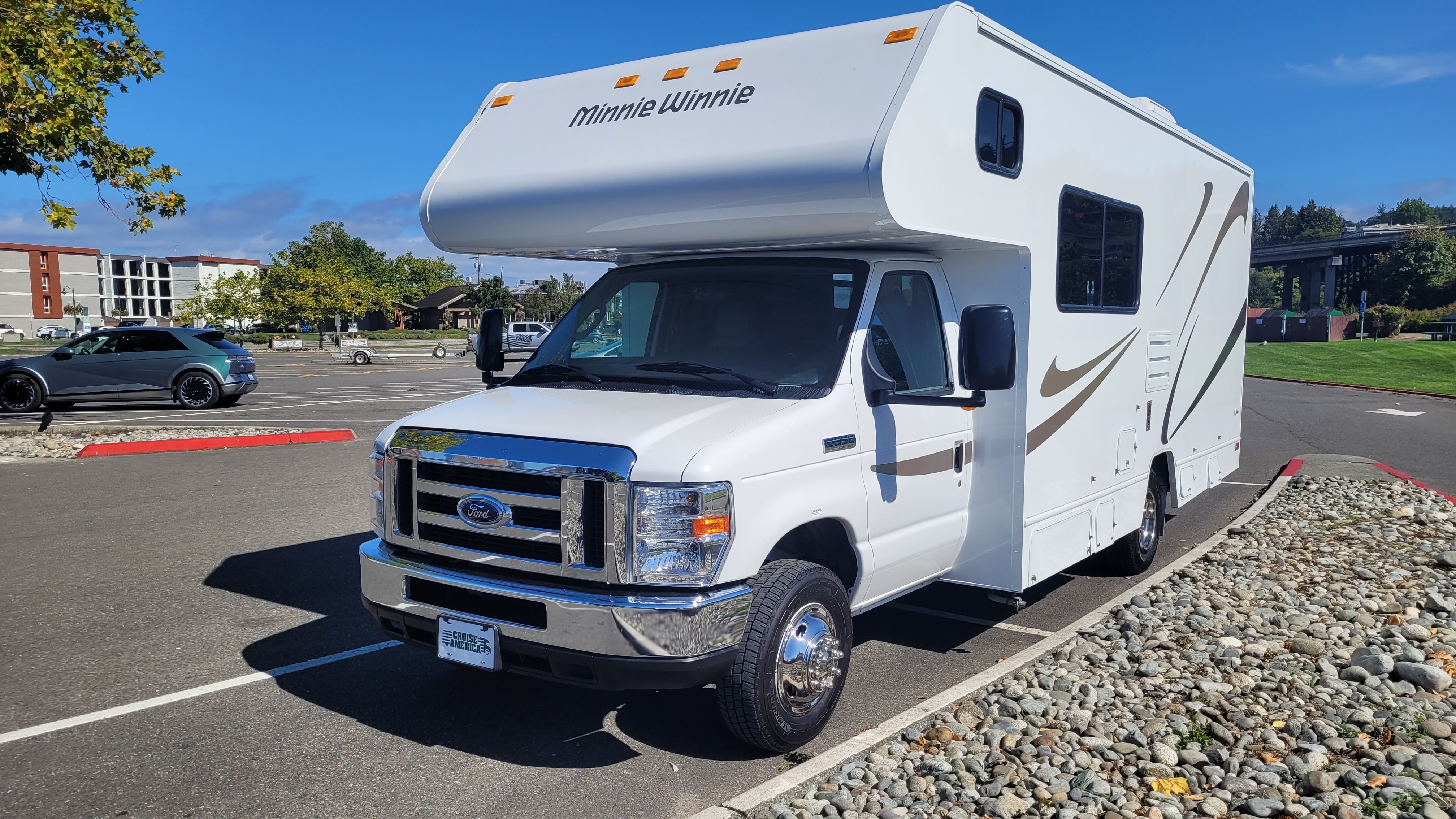 2020 Winnebago MINNIE WINNIE 325AR in everett WA