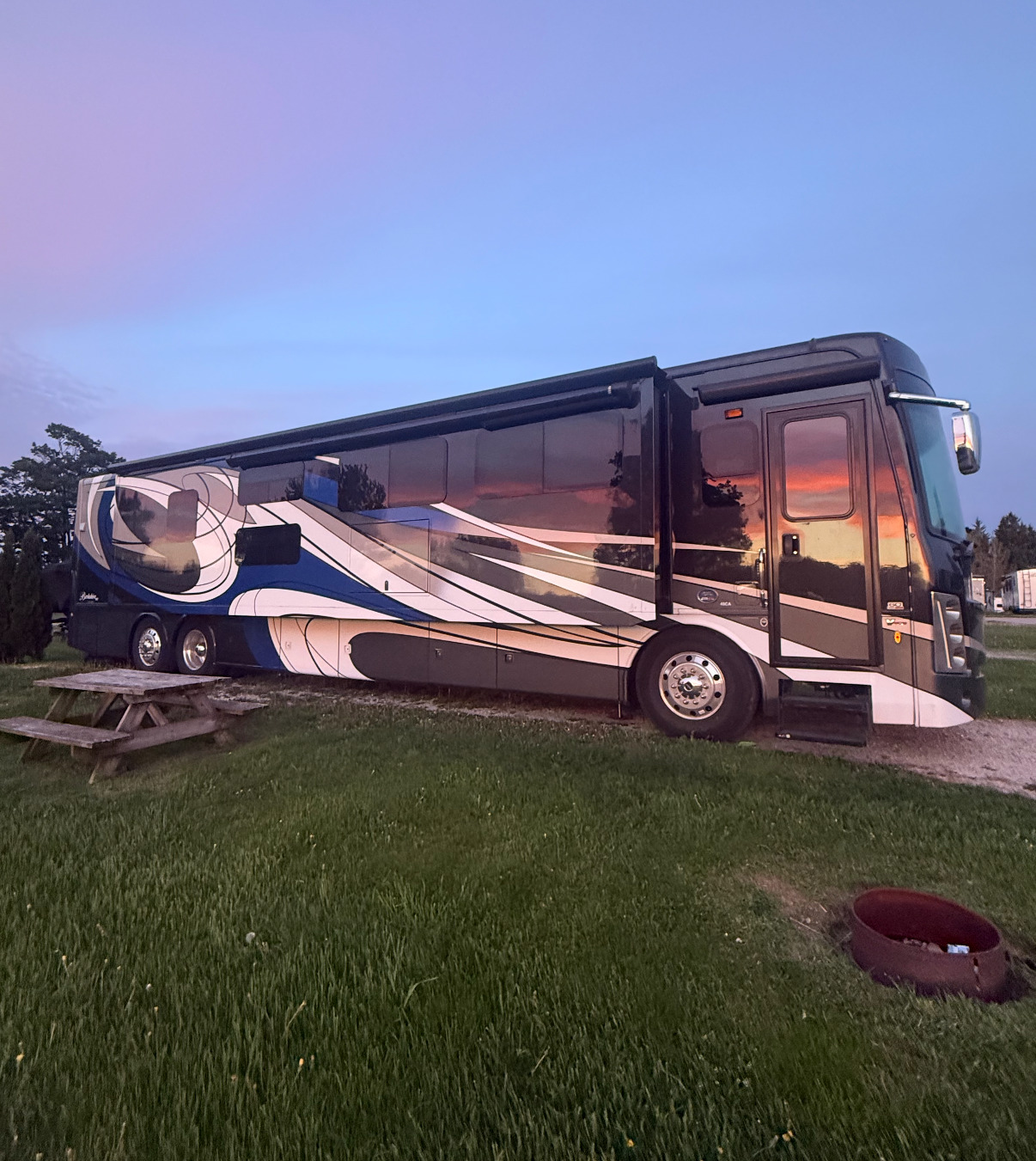 2021 Forest River BERKSHIRE XLT 45CA RV