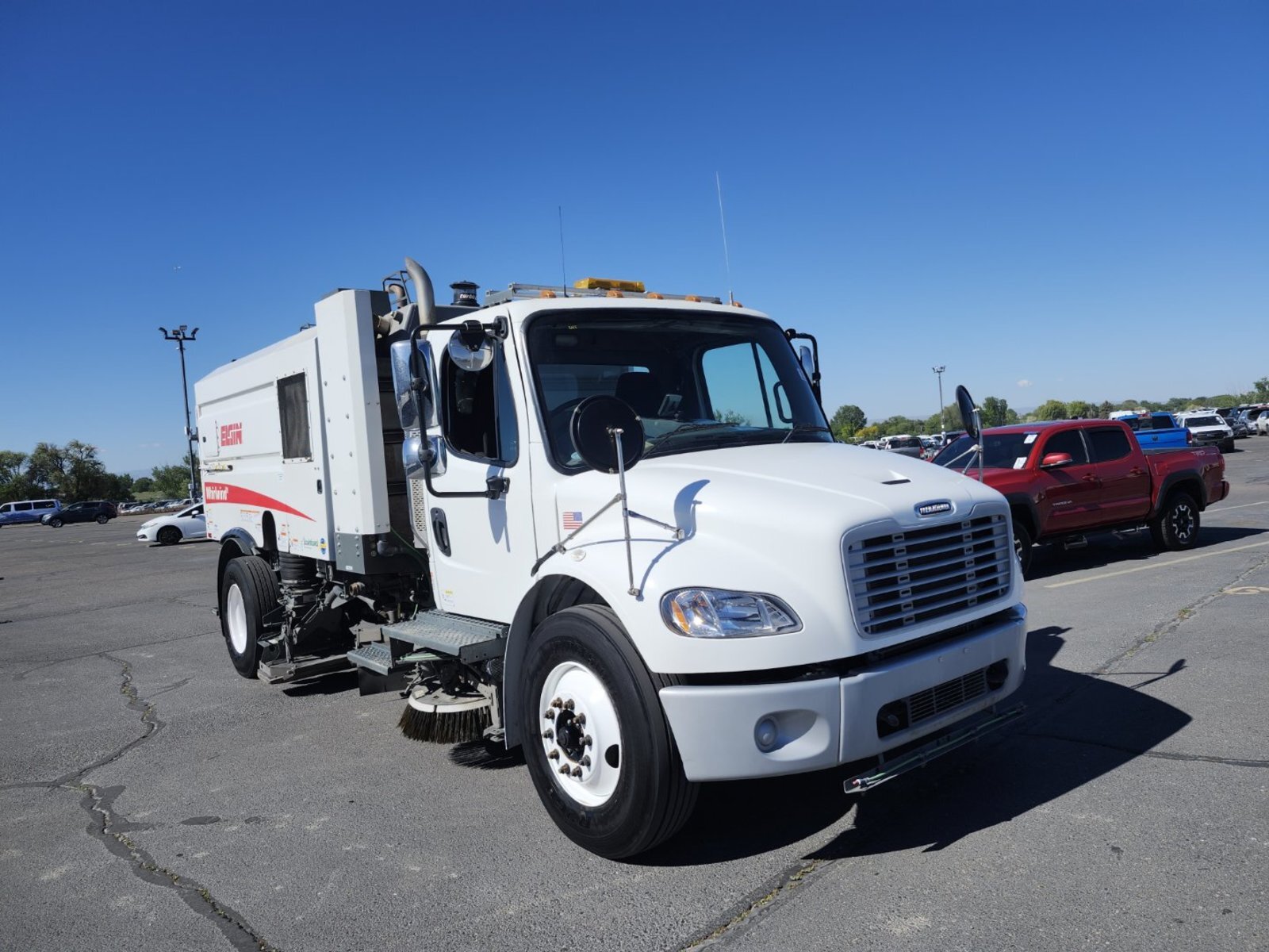 2021 FREIGHTLINER BUSINESS CLASS M2 106 in Lockport, NY