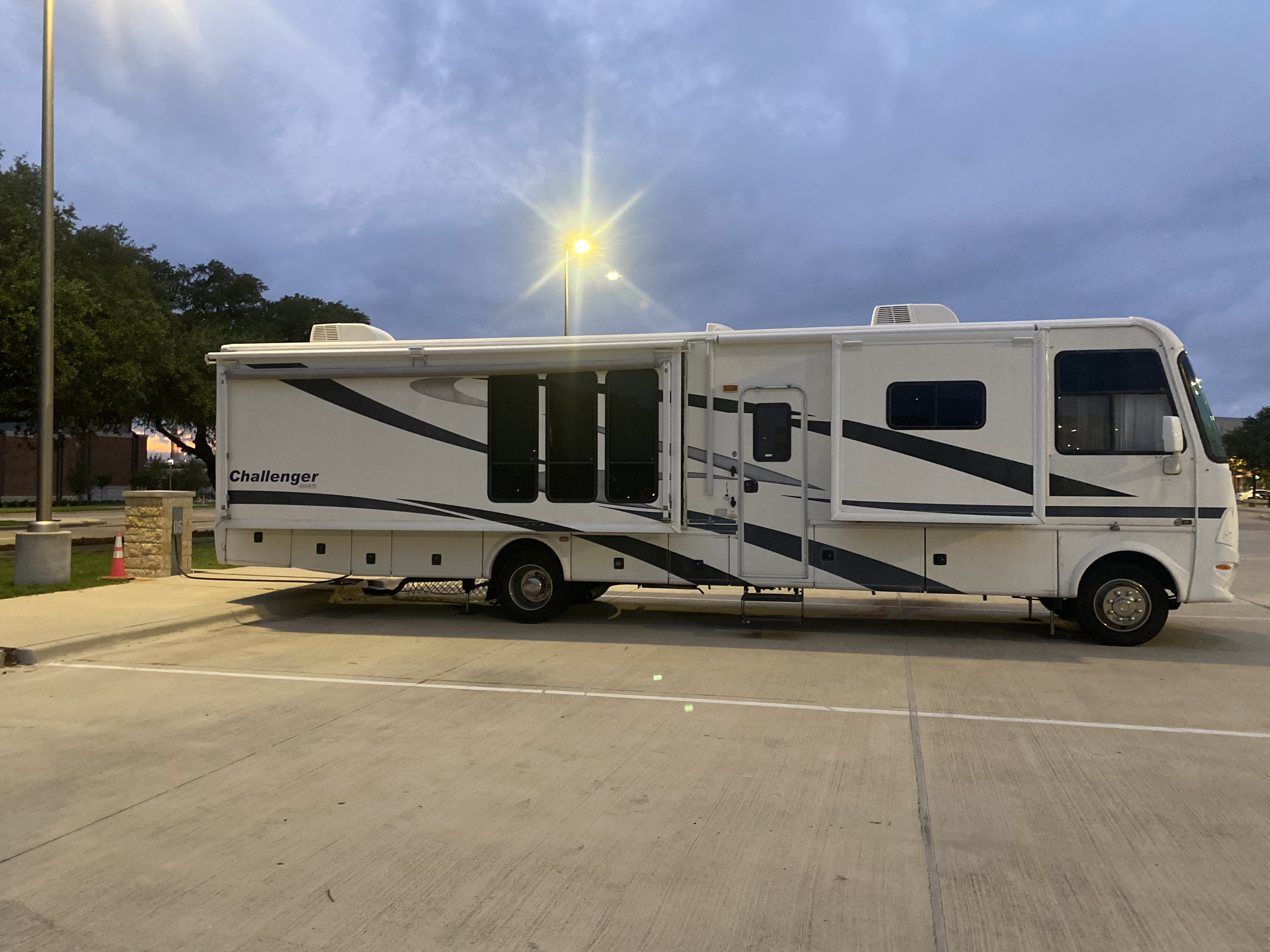 2008 Damon CHALLENGER 371 RV