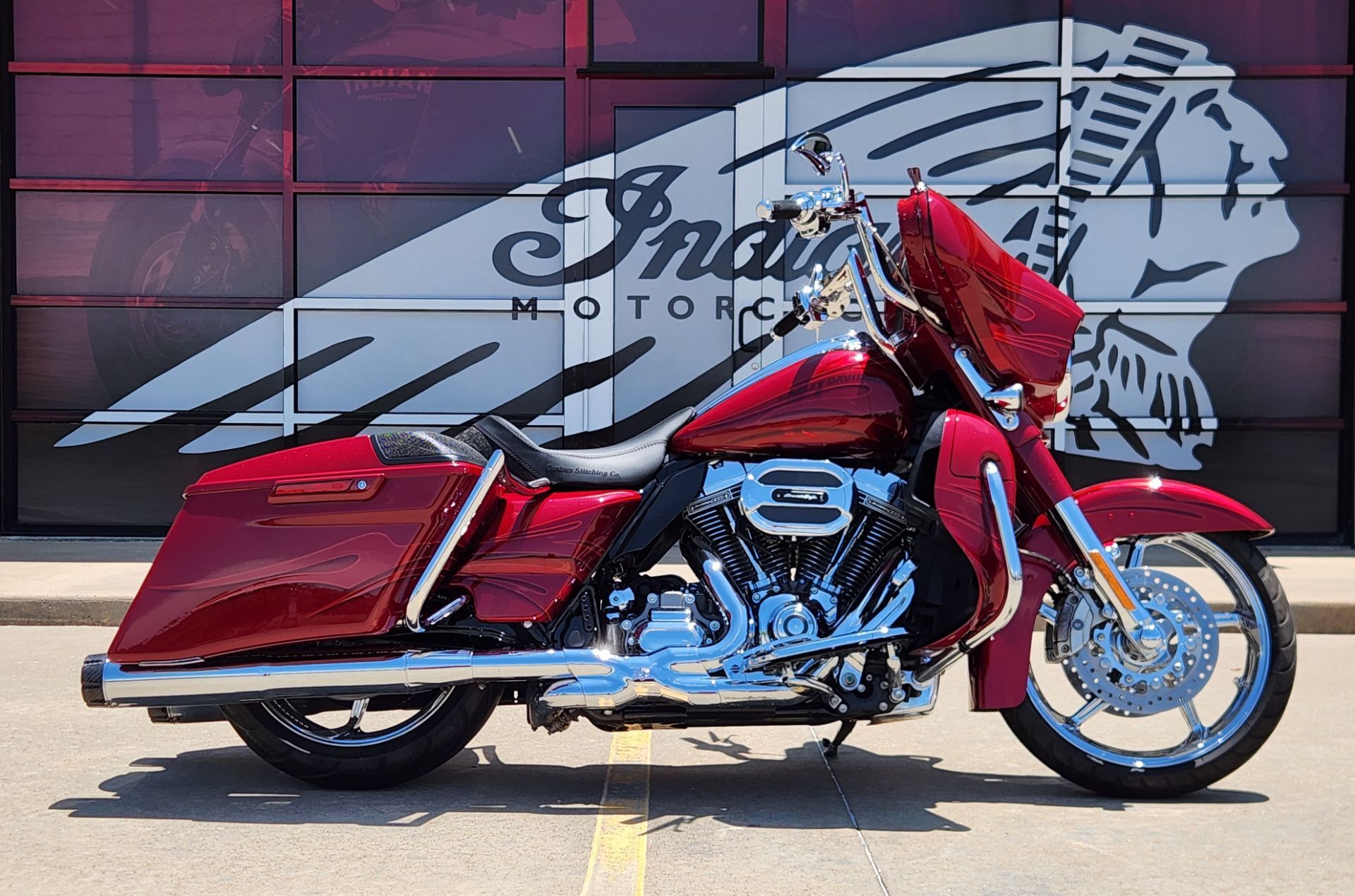 2016 Harley-Davidson CVO™ Street Glide® CVO in Norman, OK