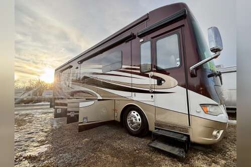2016 Newmar DUTCH STAR 4018 in rockville MN