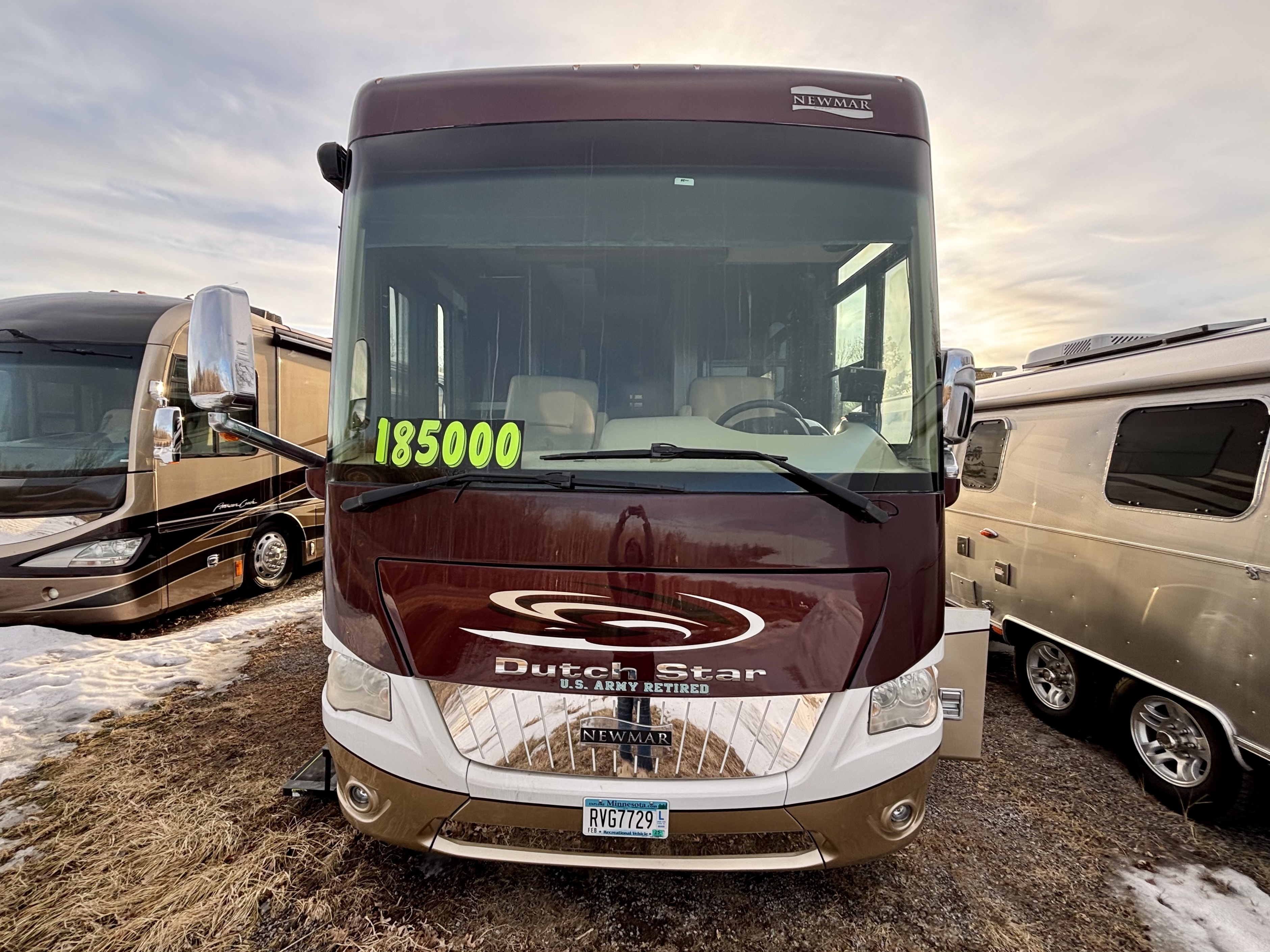2016 Newmar DUTCH STAR 4018 in rockville MN