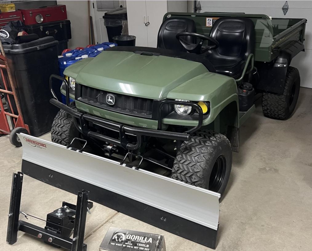 2004 JOHN DEERE Gator TX in Tehachapi, CA