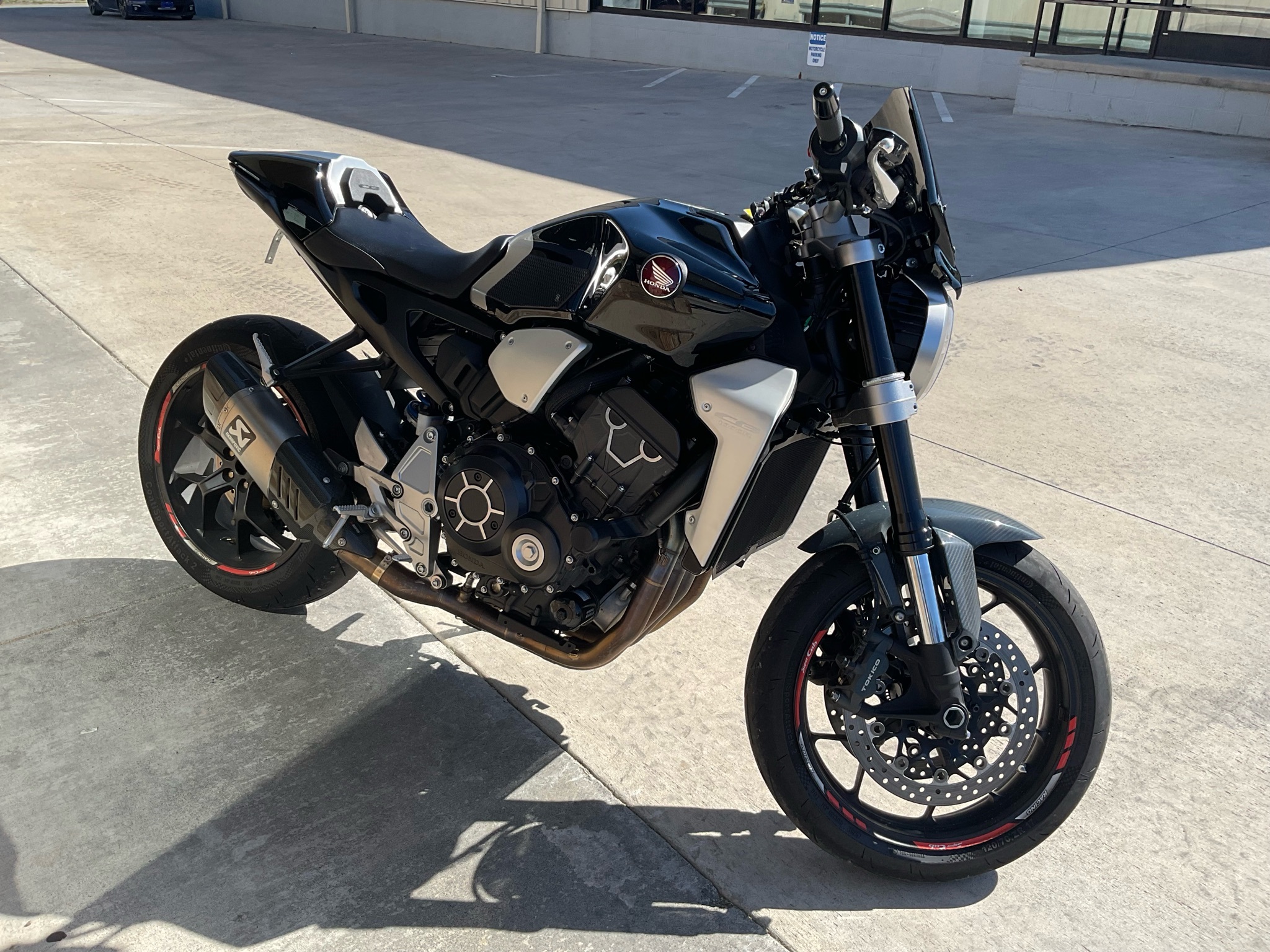 2018 Honda CB1000R BLACK EDITION in Johnson City, TN