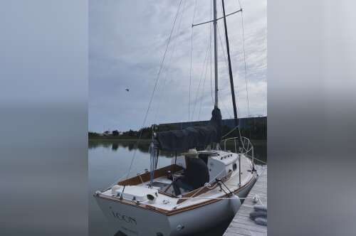 1982 Cape Dory SAIL in rehoboth beach DE