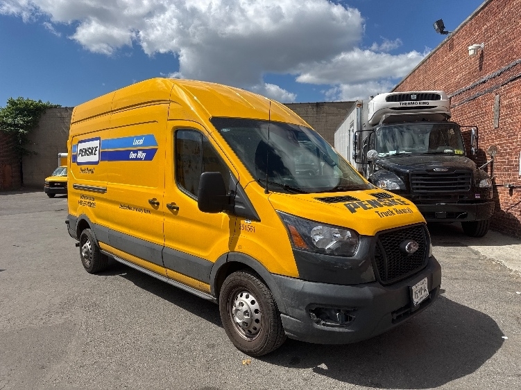 2023 FORD TRANSIT 250 in Elmsford, NY
