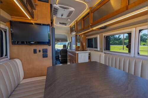 2017 Winnebago PASEO 48P in nashvile TN