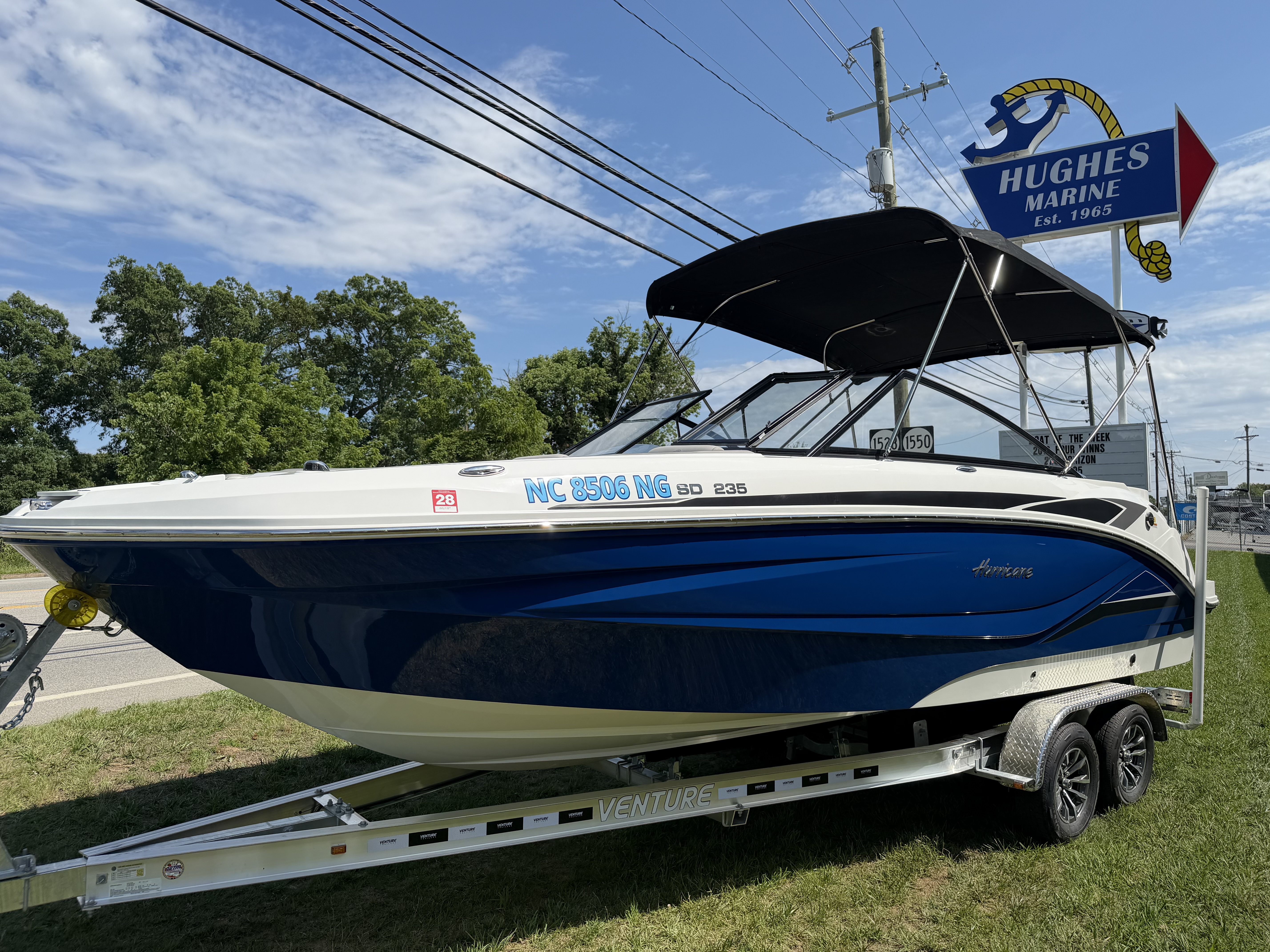 2023 Hurricane SunDeck 235 OB in danville VA
