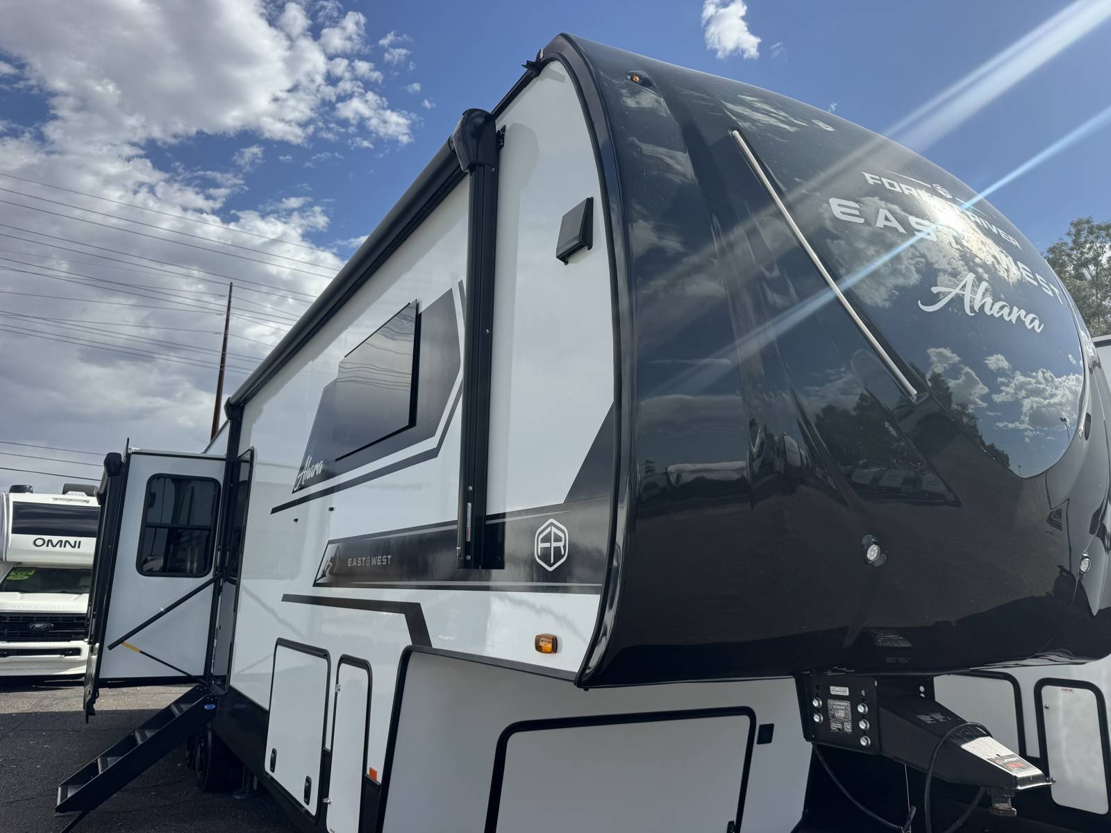 2026 East To West Ahara 365RL in tucson AZ