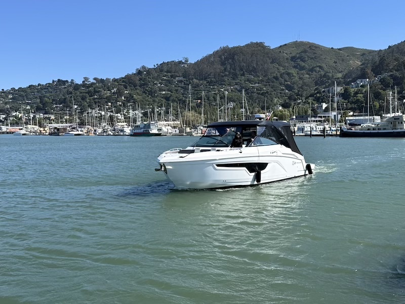 2023 Cruisers Yachts 34 GLS in sausalito CA