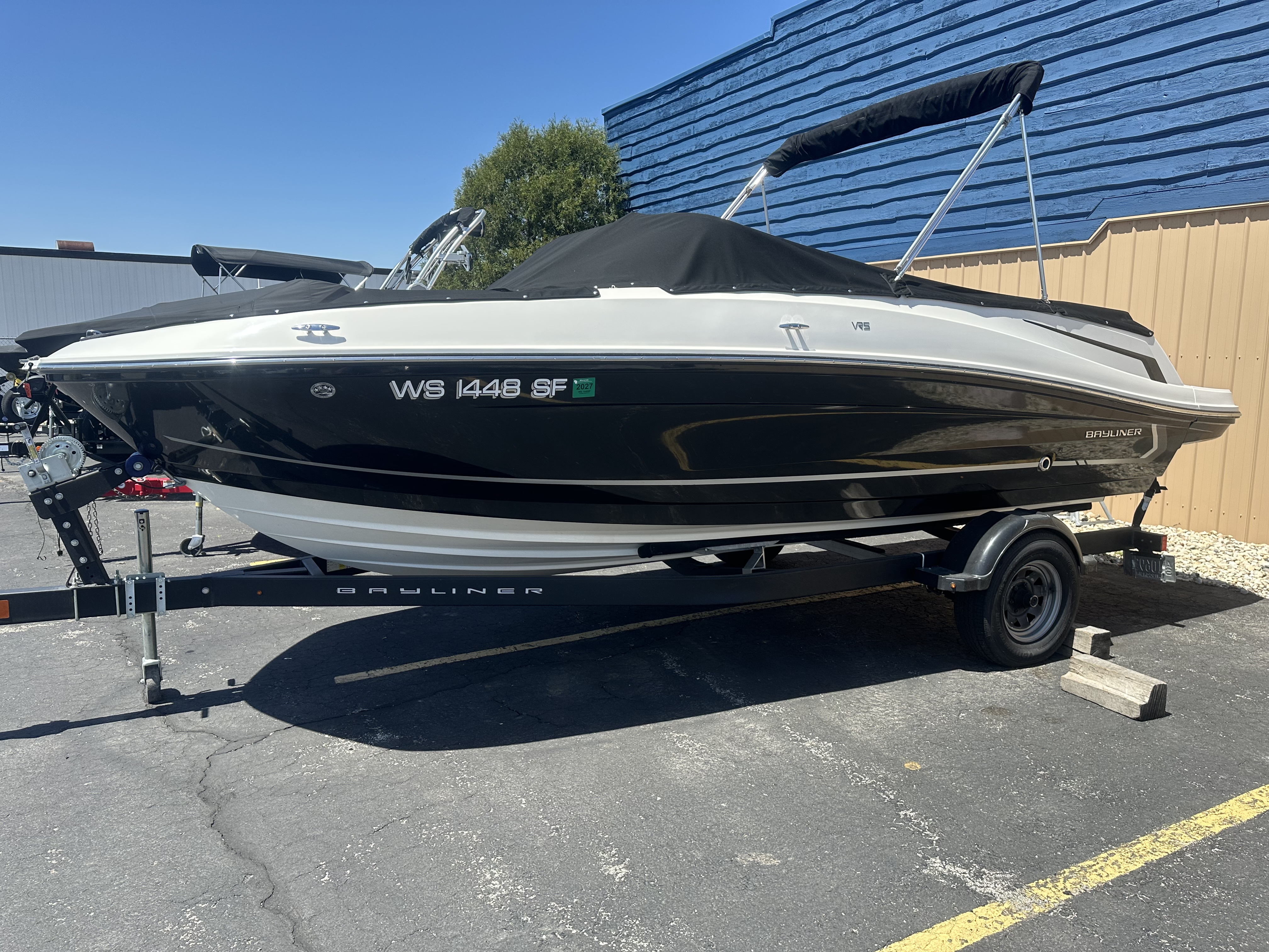 2022 Bayliner VR5 Bowrider I/O NAN in pewaukee WI