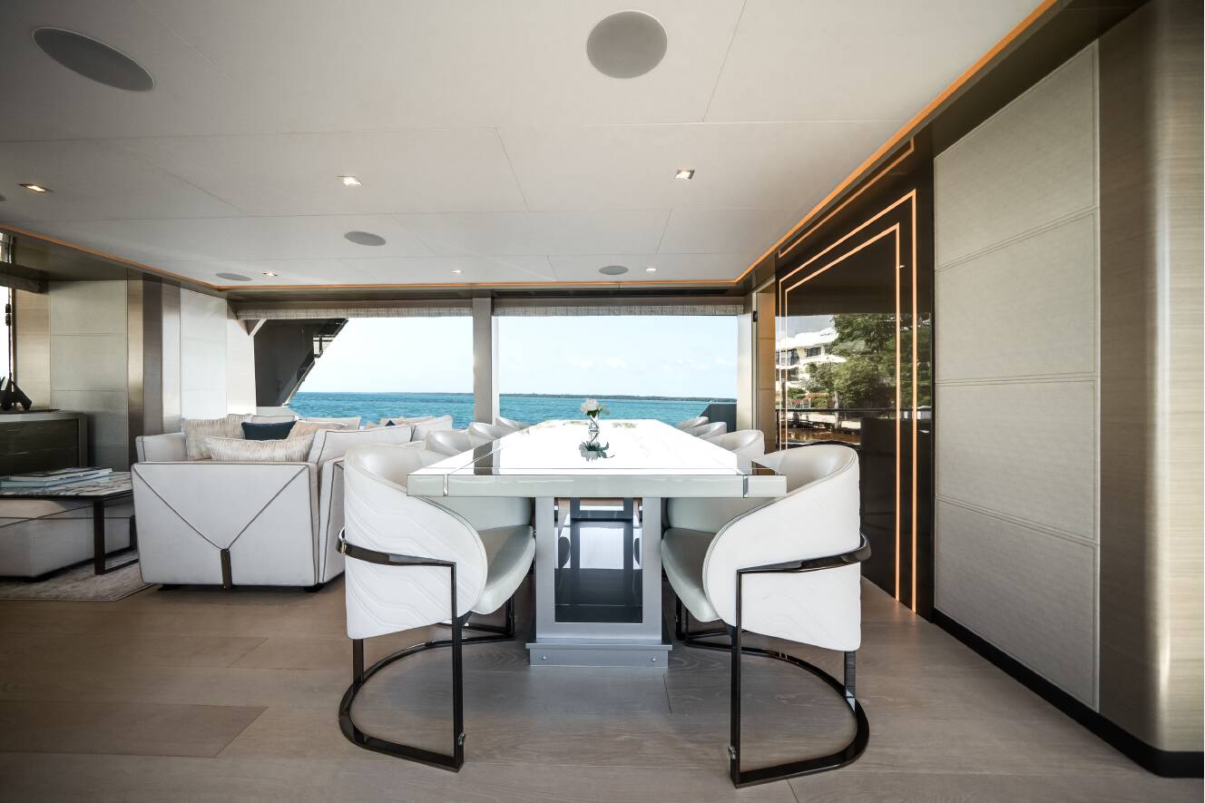 A photo of this 2023 Ocean Alexander 27R