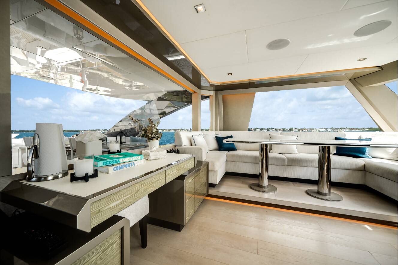 A photo of this 2023 Ocean Alexander 27R