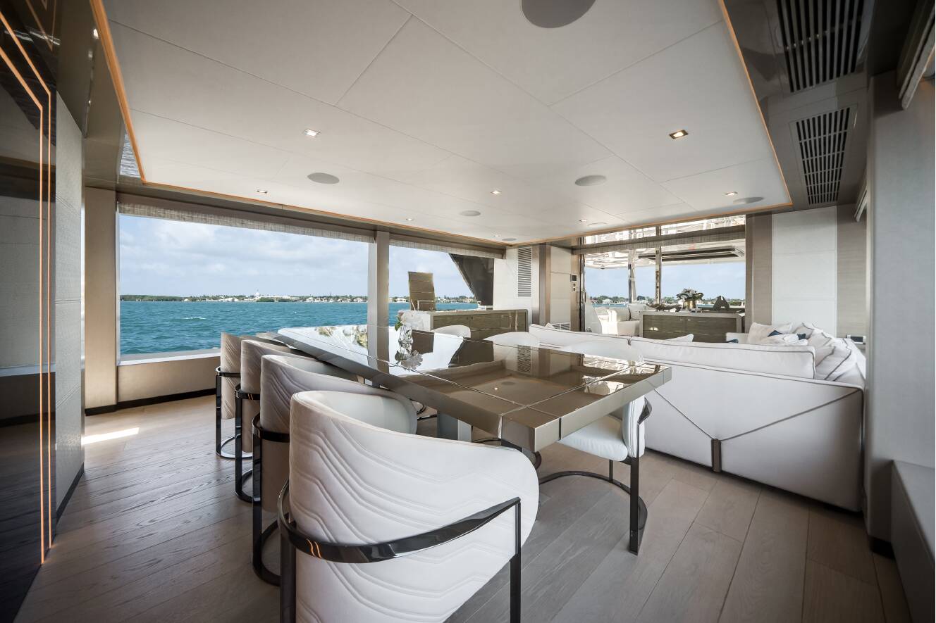 A photo of this 2023 Ocean Alexander 27R