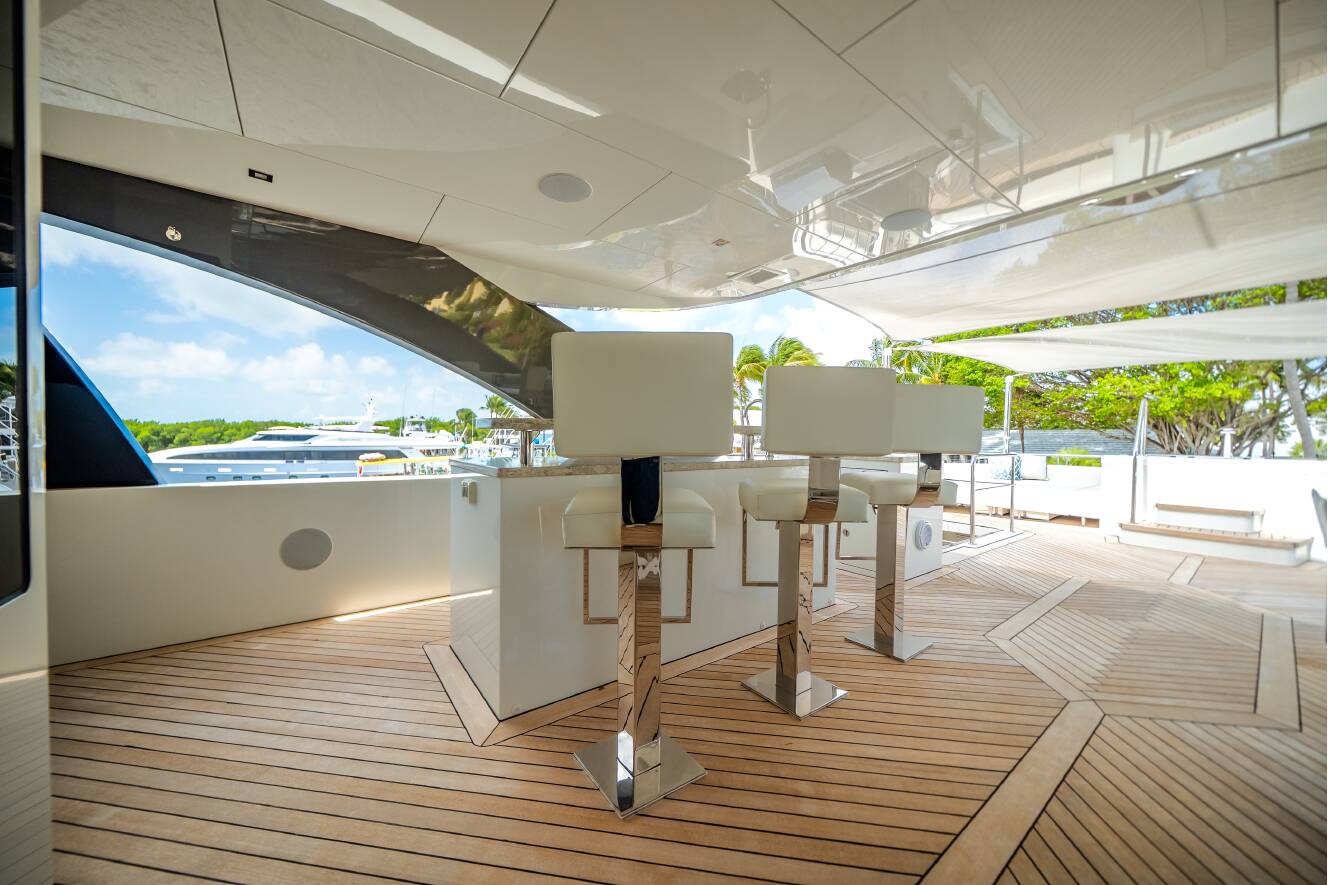 A photo of this 2023 Ocean Alexander 27R