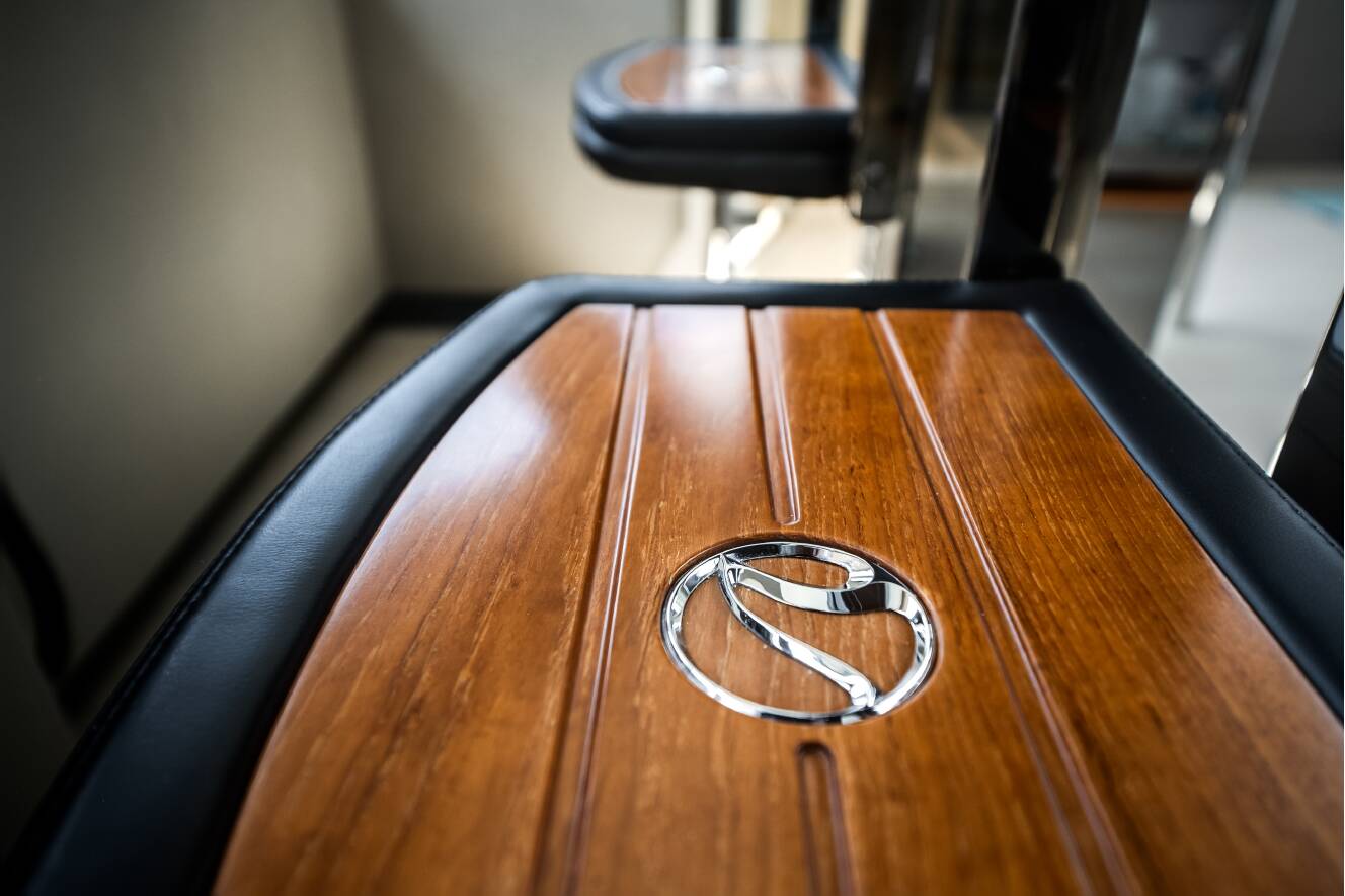 A photo of this 2023 Ocean Alexander 27R