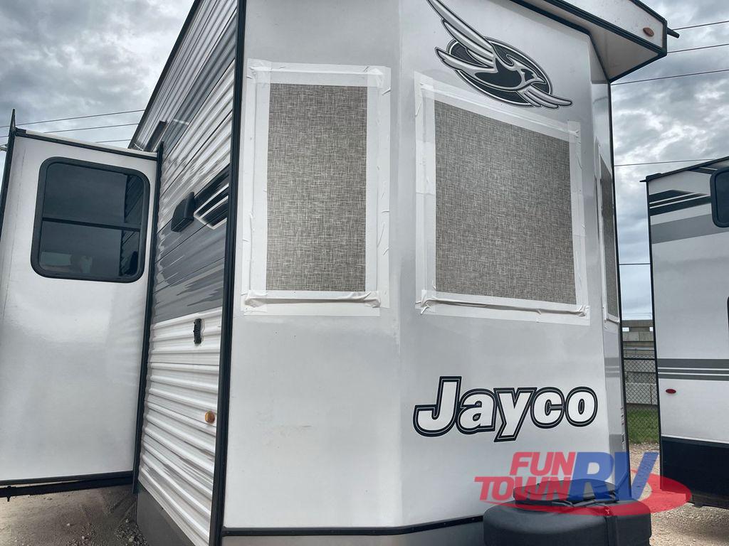 2026 Jayco Jay Flight Bungalow 404LOFT DS in corsicana TX
