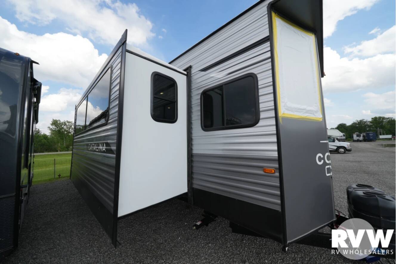 A photo of this 2027 Coachmen Catalina Destination 39MKTS